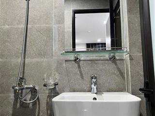 Cho thuê Nhà hàng, VP, KD, thang máy, 118m2_ 5T; vỉa hè, Giảng Võ-46 Tr