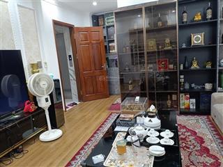 Bán nhà ngõ 43 chùa bộc đống đa  6 tầng thang máy  mặt tiền đẹp dt 42m2 x 6 tầng mt 4.5m giá 12tỷ