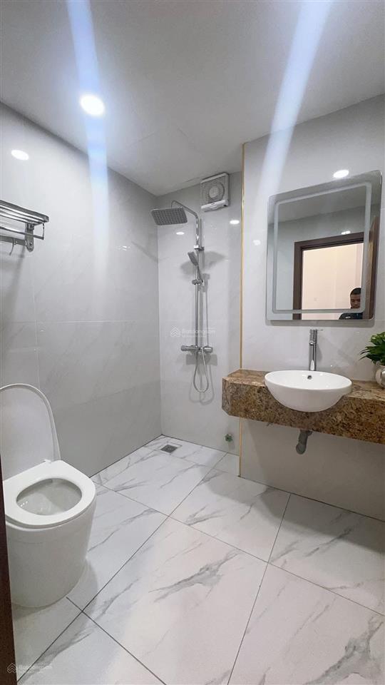 Siêu phẩm 6 tầng thang máy ngõ chợ khâm thiên đống đa tiên ích ngập tràn dt45m mt 3,4m giá 13,8 tỷ