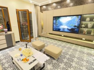 Bán nhà ngõ 91 ô đồng lầm đống đa ngõ thông gần phố gần ô tô dt 41m 4 tầng mt 4,6m giá 12,5 tỷ