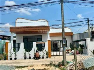 Bán nhà riêng 10x20 tân kiên gần đại học y khoa pnt , sổ hồng riêng