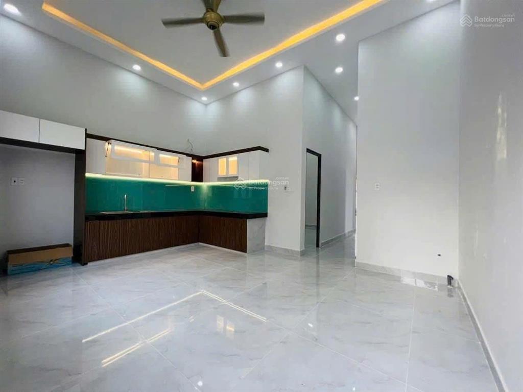 Bán nhà sân vườn cấp 4 siêu rộng thoáng 3pn hương lộ 11, shr 220m2