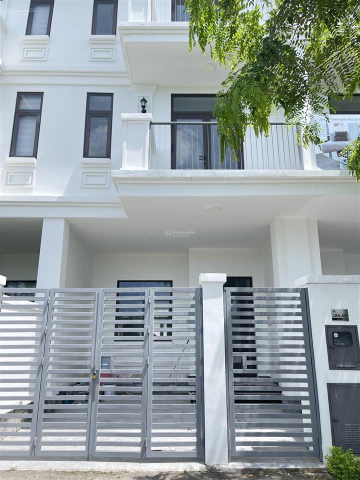 Bán nhà phố đã có sổ (87,5m)1 trệt 3 lầu đã hoàn thiện cơ bản la vida vũng tàu