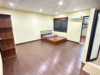 Chdv thái hà đống đa nhà 5 tầng 70m thang bộ cửa chống cháy