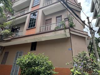 Cho thuê nhà làm văn phòng 61m2x4 tầng, phố phương liệt, ô tô đỗ tận cửa