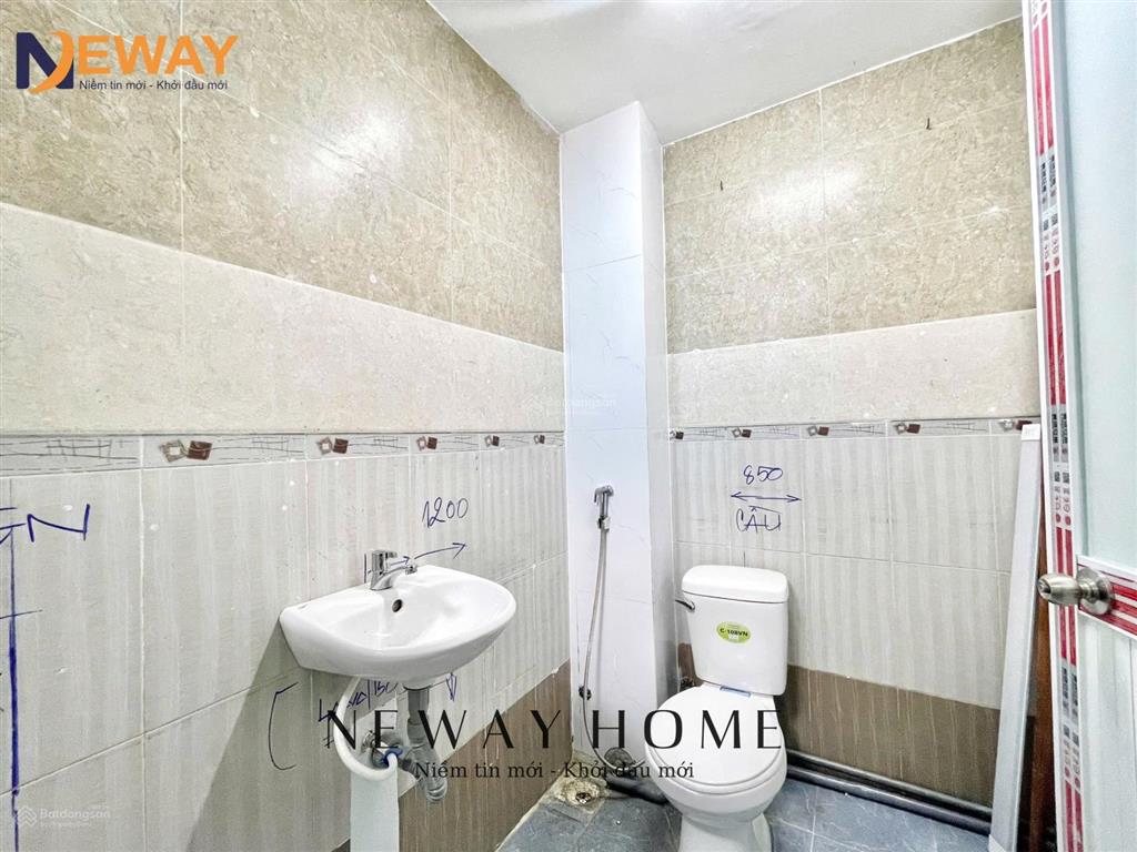 Căn hộ mới xây đi bộ qua đại học công thương giá siêu rẻ full nội thất