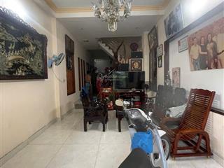 Bán nhà hẻm xe hơi trần hữu trang, p. 11, q. phú nhuận, dt 58m2, 2tỷ670, shr