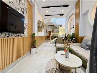 Bán nhà sổ hồng riêng tại đường nguyên hồng, p. 11, bình thạnh, dt 52m2, giá 2tỷ290.