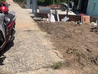 Bán lô đất đẹp thôn hà đông, sát nhà cửa,đường thông oto,gần chợ, trường học.