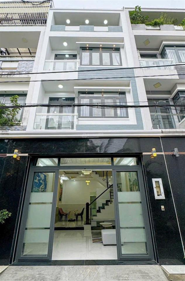Chủ định cư bán nhanh căn nhà ngay huỳnh văn bánh,p11,phú nhuậngiá4tỷ790/67,2m2(4,8x14m)2 lầu,3pn