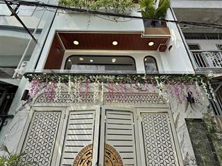Chủ về quê bán nhà đang cho thuê 26 triệu ngay trần bình trọng,p2,quận 5 giá4tỷ270/70m2(5x14)3pn