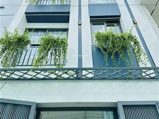 Nhà đẹp giá tốt trung tâm quận 1 ở đinh tiên hoàng,đakao,quận 1giá5tỷ995/65,8m2(4,7x14)sổ đẹp