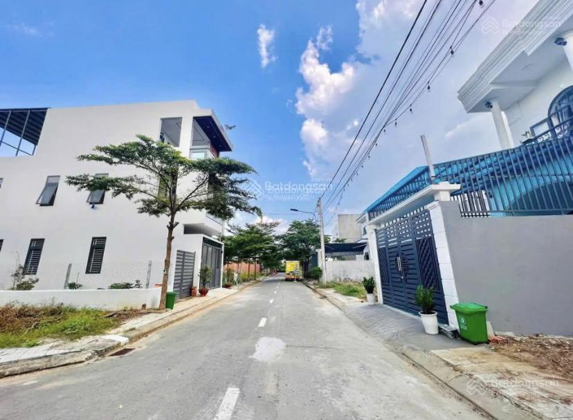 Lô đất cực đẹp ngay xã phạm văn hai, bình chánh giá cũng rất đẹp chỉ 1,5 tỷ 0383 844 ***
