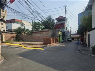 Bán lô góc 2 mặt tiền uy nỗ  đông anh diện tích 63m2 vuông vắn  mặt tiền, hậu = 4.05  nhỉnh 8 tỷ