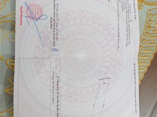 Bề ngang 5m, hướng tây, diện tích 130m. cách cầu sông yên 100m.