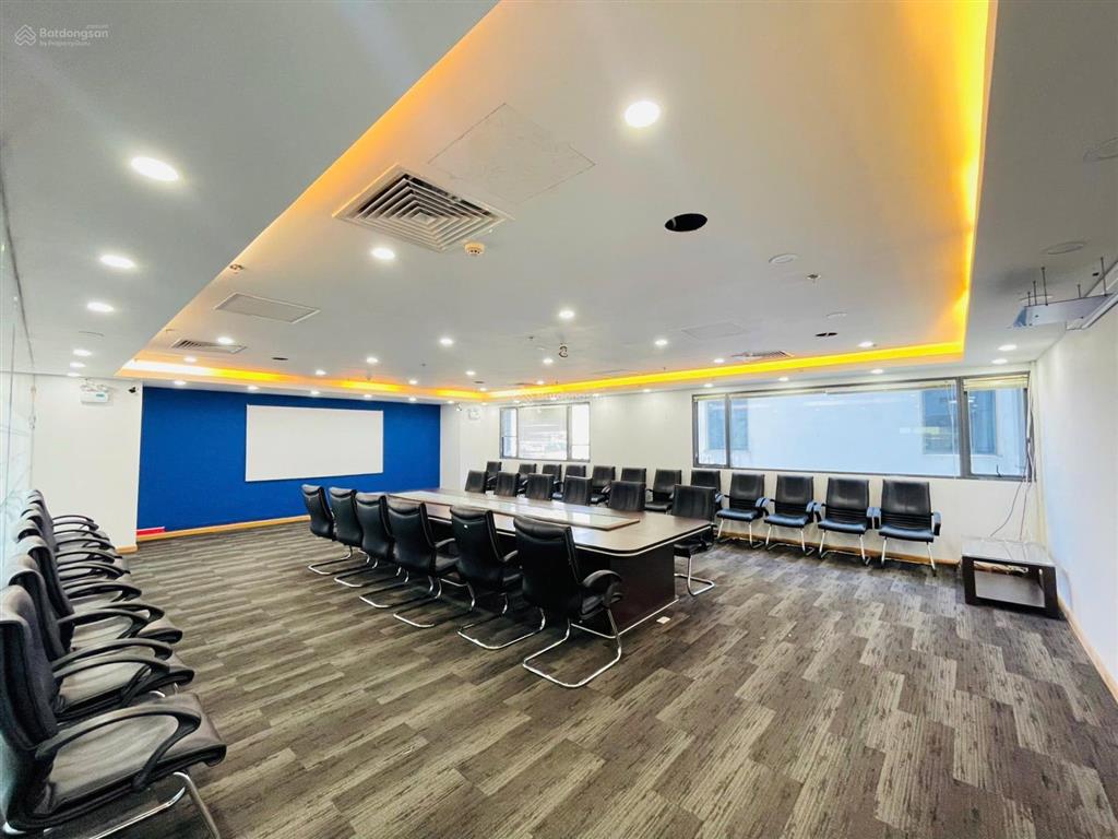 Văn phòng 80m2 view kính thoáng lê văn thiêm tòa nhà chuẩn văn phòng chuyên nghiệp giá chỉ 18tr