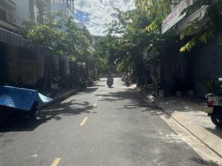 Nhà gần sông coi pháo hoa, sạch thoáng yên tình, có cửa hậu, đồ đạc mới, khu an ninh, thân thiện