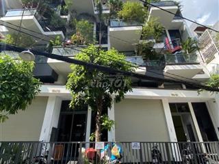 Nhà mới xây siêu đẹp có (thang máy)  lý chính thắng quận 3. 4.5x20m 4 tầng sân thượng bán 19,9 tỷ