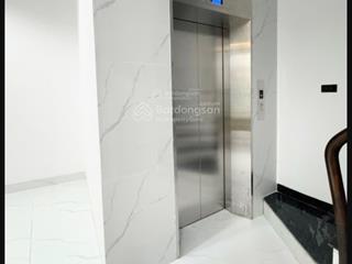 Nhà mới lô góc đỗ đức dục, nam từ liêm  6 tầng thang máy  vài bước ra ô tô