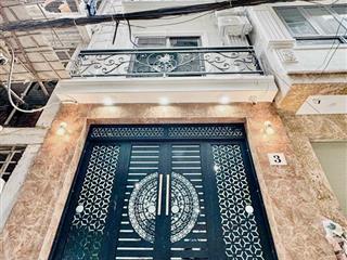 Bán toà căn hộ dịch vụ sau lưng mặt phố phú diễn 7 tầng thang máy  76m2  giá hạ chào còn 20.5 tỷ