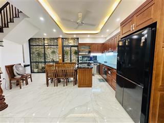 Hiếm! nhà 4 mặt thoáng yên phụ  4 ngủ rộng  ở ngay