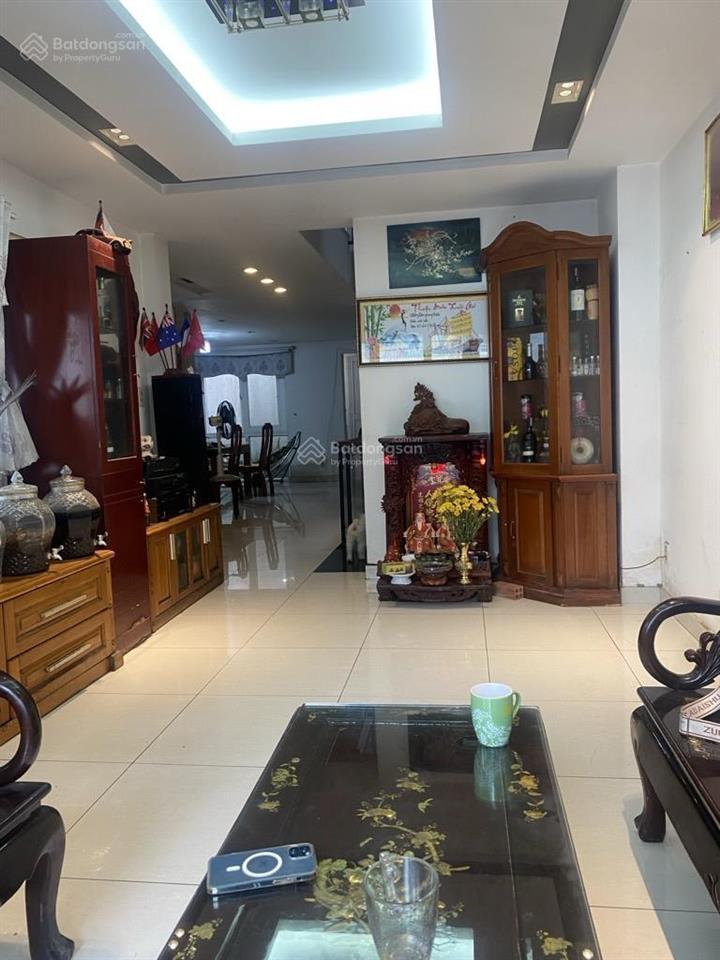 Hạ 500tr. chủ nhiệt bán nhà ngang 5,2m. 4 tầng. đường ôtô. nguyễn sơn. tân phú 11.7 tỷ.