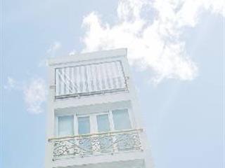 Bán nhà mặt tiền trần văn đang, 3 tầng. giá 4 tỷ 4. đang cho thuê 11tr/ tháng