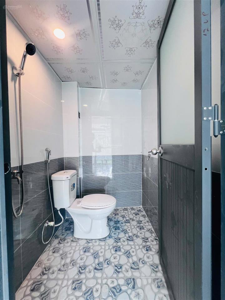 Nhà dtsd 80m2 gần chợ nhị xuân, 2pn 2wc mua là ở ngay sổ riêng sang tên liền