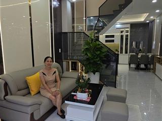 Nhà hiếm hxh gò vấp nhỉnh 6 tỷ  nguyễn văn khối cho vợ chồng trẻ