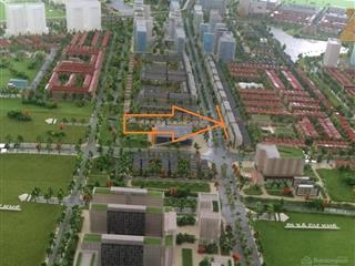 Cần bán nhà liền kề xây 7 tầng, diện tích 300m2, trục chính đường lớn đi thẳng ra cầu giẽ