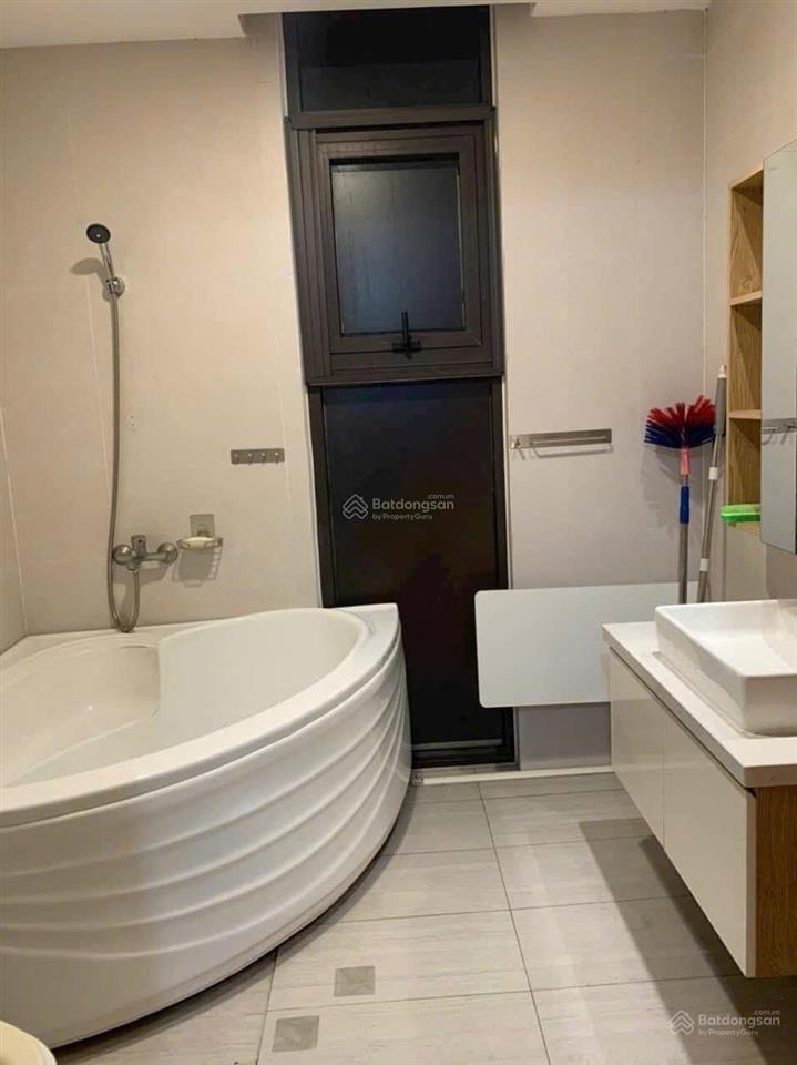 Cần tiền kinh doanh bán gấp căn hộ him lam riverside 78m2 2pn2wc 1ty800triệu