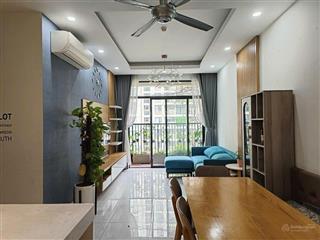Kẹt tiền cần bán gấp chung cư screc tower 76m2 2pn2wc 2ty100 triệu