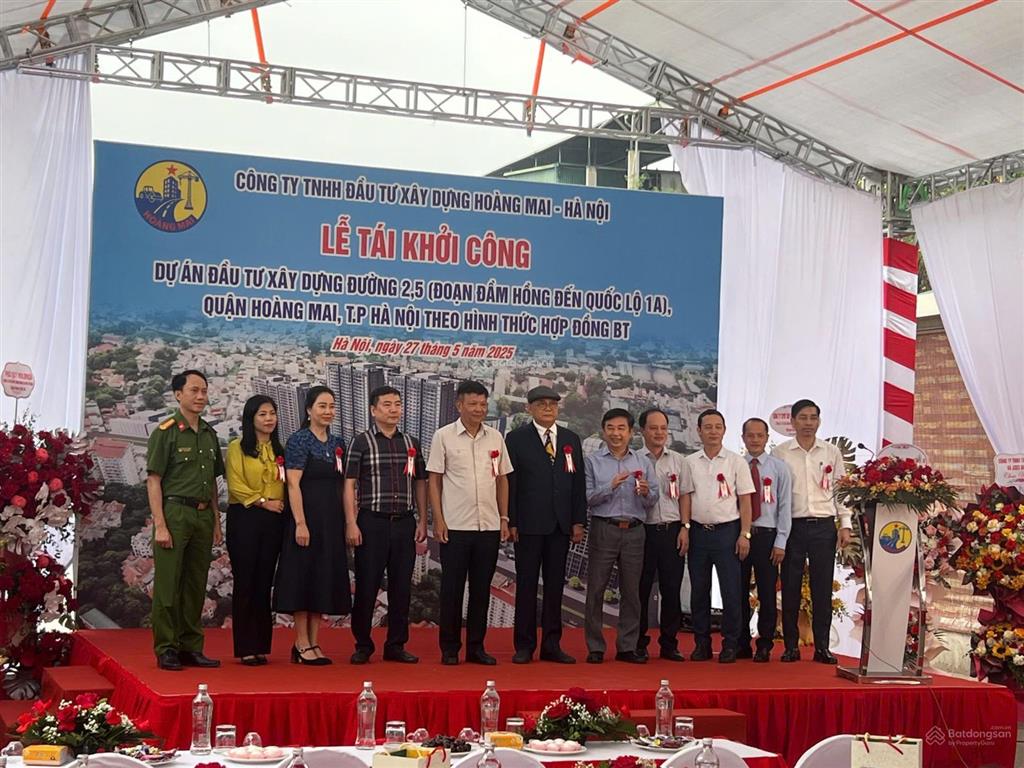 Cơn sốt mp kim đồngtrung kính, mặt vành đai 2,5 suất cuối cùng dt 127m2, đường hè 40m, giá 65tr/m2