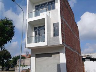 Bán shophouse 4pn, 4wc, 70m2 tại thủ khoa huân, thuận giao, thuận an, bình dương, gần aeon mall bd