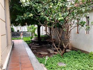 Cho thuê biệt thự sân vườn rộng rãi, thoáng mát