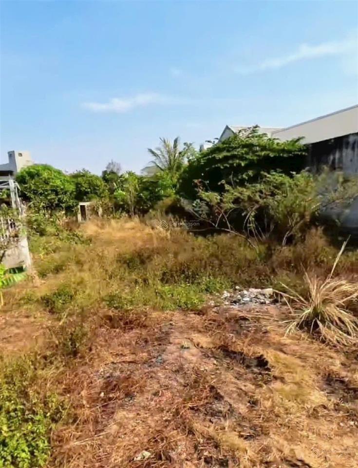 Cần bán gấp đất mtđ nguyễn thị xem,ngã bảy,hậu giang,gần chợ đêm,650tr/120m2 shr