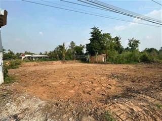 Thiếu nợ cần bán gấp đất mtđ trần đại nghĩa,p.4,vĩnh long,gần bệnh viện đa khoa,650tr/120m2 shr