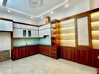 Nhà phân lô hồng hà, vị trí đẹp, khu dân trí cao, trước nhà chục ô tô đỗ ngày đêm, nhỉnh 15tỷ