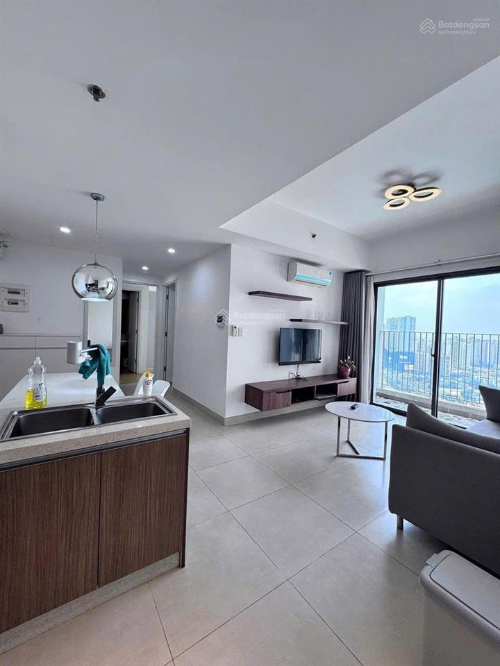 Hot hot căn hộ chung cư kingston residence vừa được kí gửi với giá cực ngộp chỉ 2 tỷ 5 cho 2pn dt 7