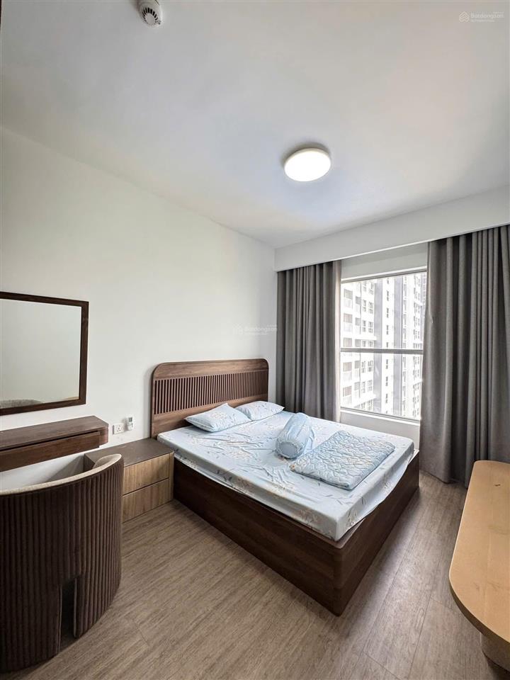 Chủ cần tiền bán căn hộ opal riverside dt 78m2 căn 2pn 2wc có shr giá 3 tỷ 1