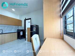 Giảm còn 6tr5 full nội thất có cửa sổ trời thoáng