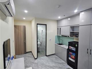 Đỉnh nóc! tòa nhà chdv phố lê quang đạo, lô góc 2 thoáng vị trí đắc địa, 70m2, 7 tầng, dt 75tr/thg.