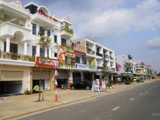 Hàng hiếm  duy nhất 1 lô biệt thự 250m2 giá 3,xtỷ tđc lộc an  bình sơn ngay trục chính ra sân bay