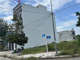 Tôi chính chủ cần bán lô 95m2 đối diện biệt thự lớn, chỉ 2x tr/m2