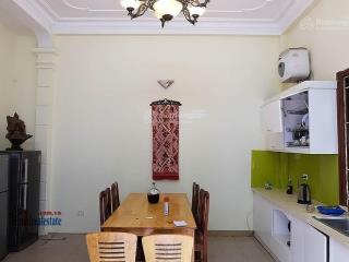 Cho thuê nhà nguyên căn 5 ngủ 172m19tr tại trung tâm nguyễn chí thanh, hà nội