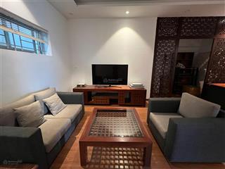 Cho thuê căn hộ 3 ngủ, full đồ, 132m2, 20tr, view hồ thoáng tại 71 nguyễn chí thanh