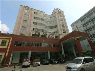 Cho thuê văn phòng mp nguyễn chí thanh, dt 52m2, 84m2 giá từ 14tr(gồm thuế phí), gần đh luật