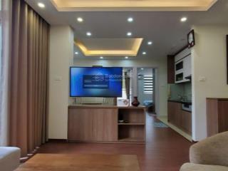 Cho thuê căn hộ tại tòa nhà tw đảng (19 liễu giai), 2 ngủ, 71m2, full đồ, giá 17,5tr, view thoáng