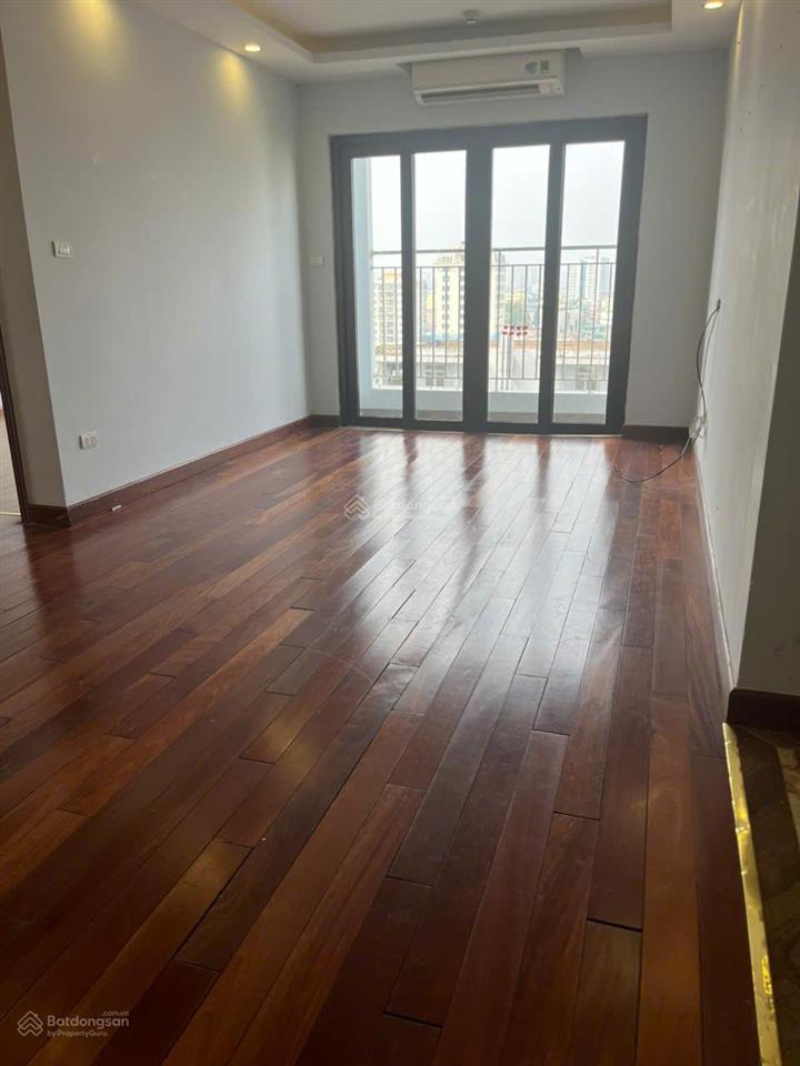 Cho bán căn hộ tại 26 liễu giai căn hộ 2 ngủ, 93m2, giá 10,2 tỷ, căn góc, view hồ tây,