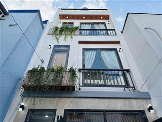 Bán nhà 40m2 ở lê văn sỹ, phú nhuận xây 3 lầu. gần giáo xứ đa minh. sổ hồng riêng